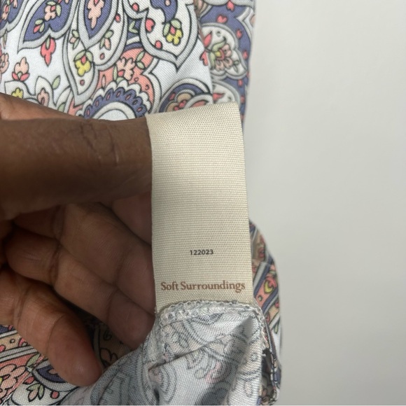 Soft Surroundings Kaimana Embellished Multicolor Paisley Spring Tunic Size XL - Picture 5 of 16